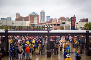 After Rams blowout, demand for Colts tickets continues slide on secondary  market – Indianapolis Business Journal