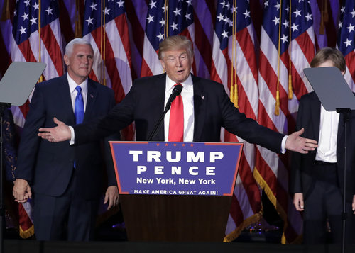 Trump Pence on election night 500px