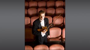 Zach De Pue, concertmaster of the Indianapolis Symphony Orchestra, was named one of IBJ's Forty under 40 this year.