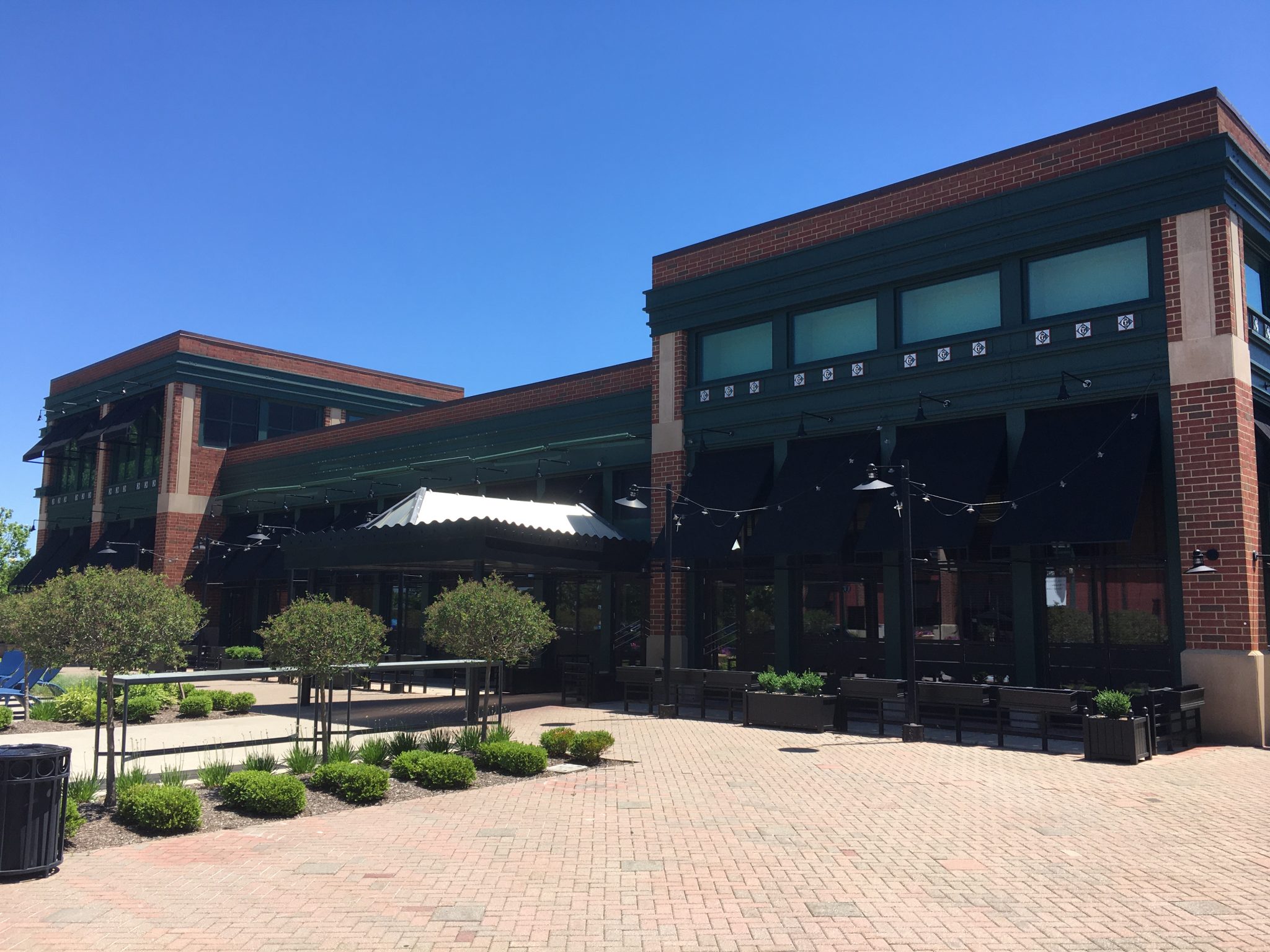 Carmel’s Clay Terrace loses seafood restaurant, Italian eatery