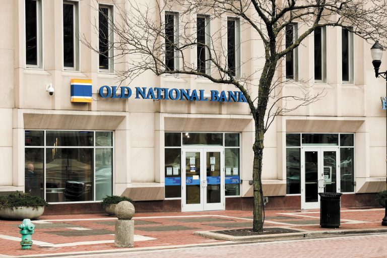 Old National Bank merging with Chicago-based bank to create $45B firm