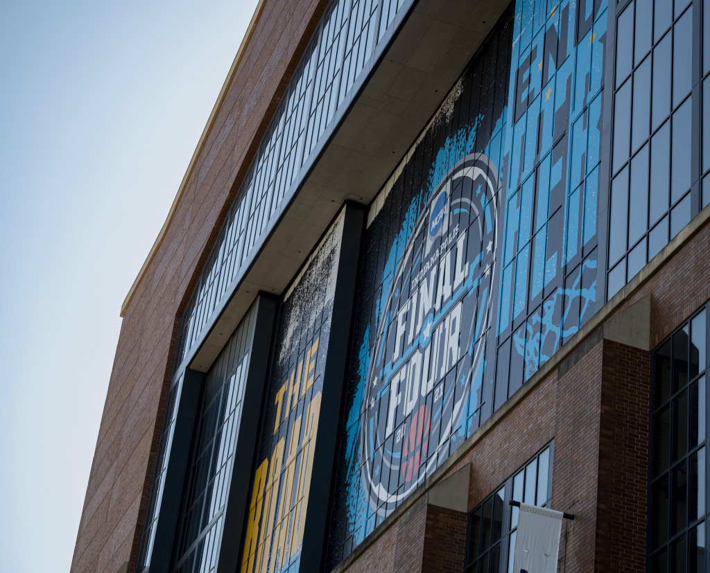 Lucas Oil Stadium transforms to host NCAA basketball tournament games, News