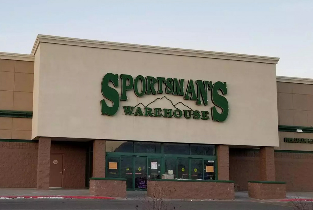 Sportsman’s Warehouse snares first Indianapolisarea location