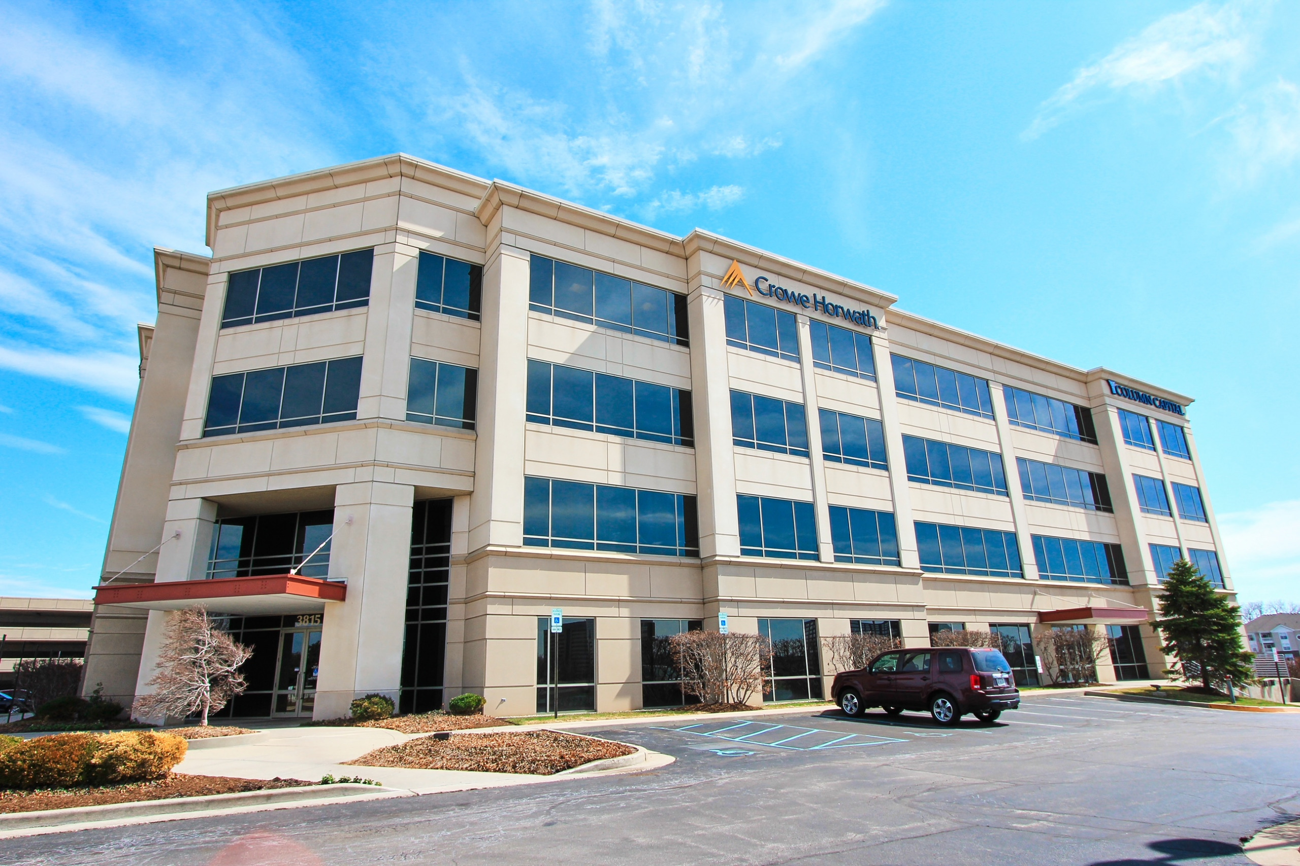 Prominent Keystone Crossing office buildings sell for $34.2M – Indianapolis  Business Journal