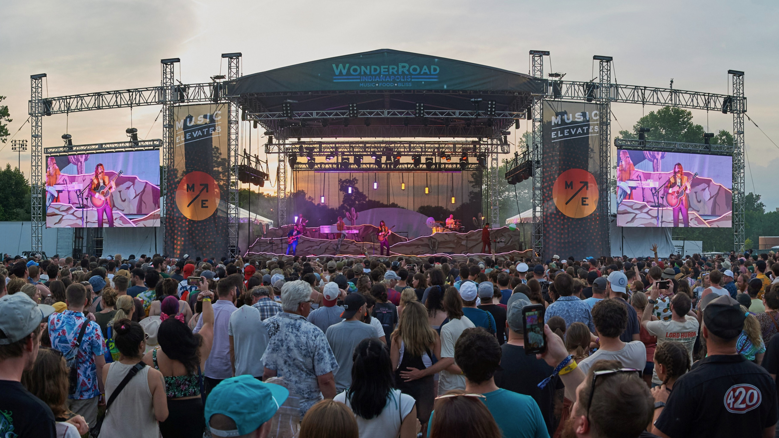 Weezer, Jason Isbell to headline WonderRoad festival Indianapolis