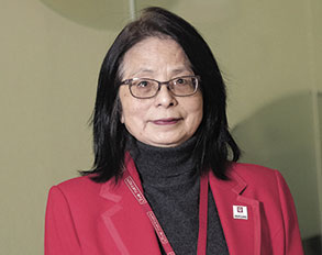 Professional portrait of Yvonne Lu