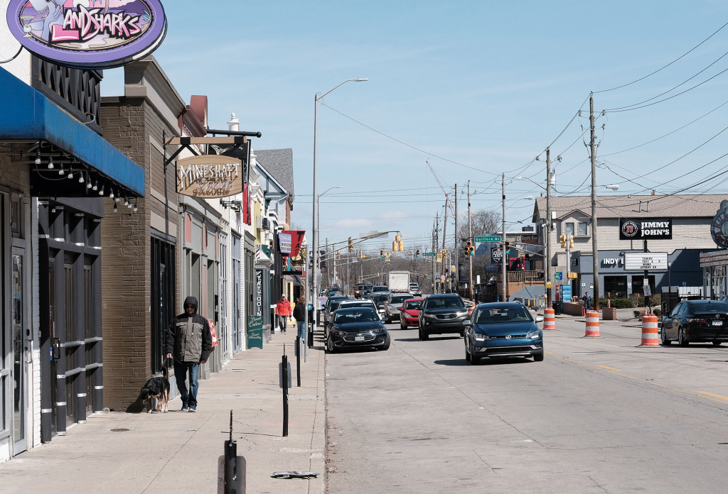 Broad Ripple business owners beckon former patrons to return ...