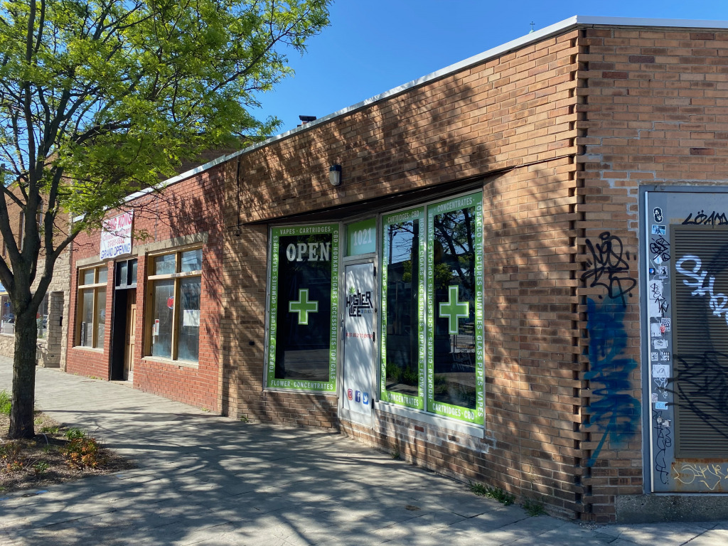 CBD store moves to Fountain Square neighborhood thick with smoke