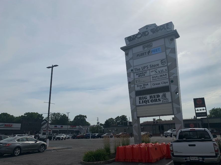 Broad Ripple parking lots to be restricted and receive lighting