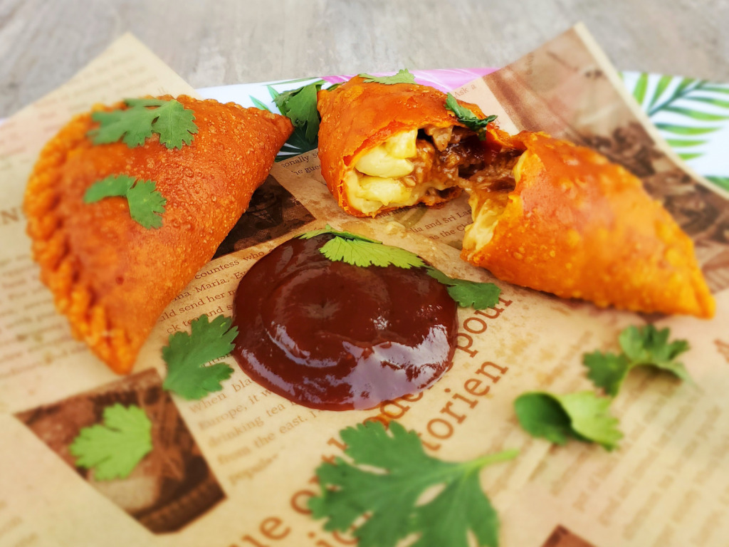 Mac Daddy empanada