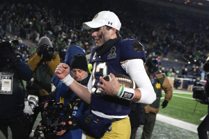 Notre Dame protects home field in new postseason era with 1st playoff win, 27-17 over Indiana