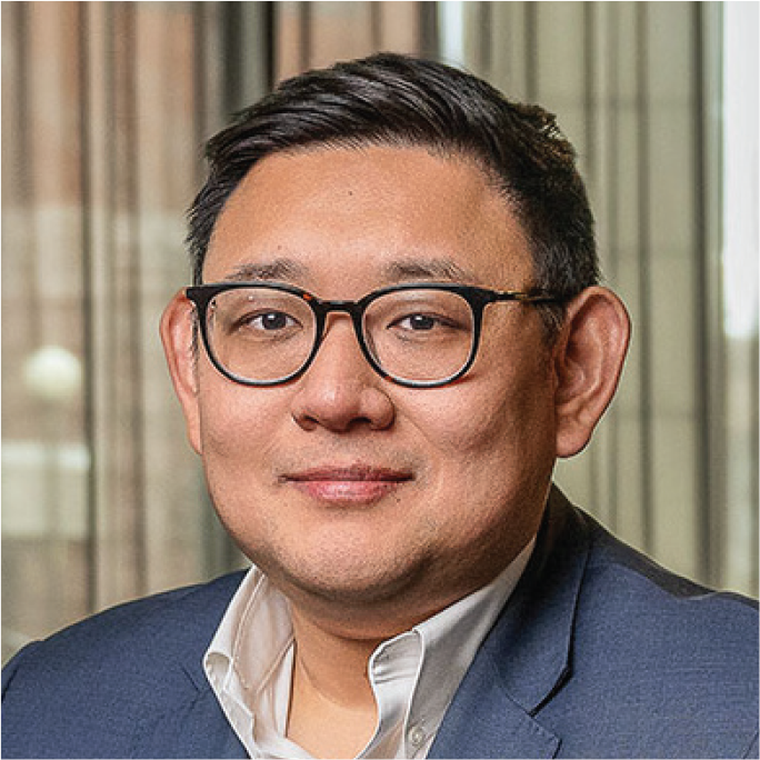 Professional headshot of Xiao Ou Yuan
