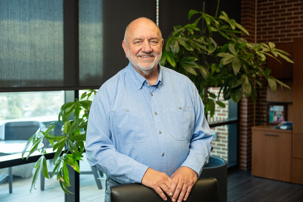 Mickey Maurer Entrepreneur of the Year Award: First Internet Bank the ...