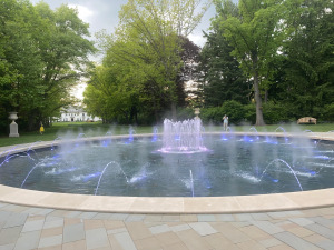 NEWFIELDS FOUNTAIN