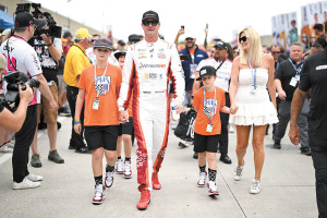 Some IndyCar drivers choose Indy; others choose travel