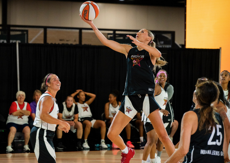 WNBA Live offers Legends Game, autographs and lots of chances to shoot ...