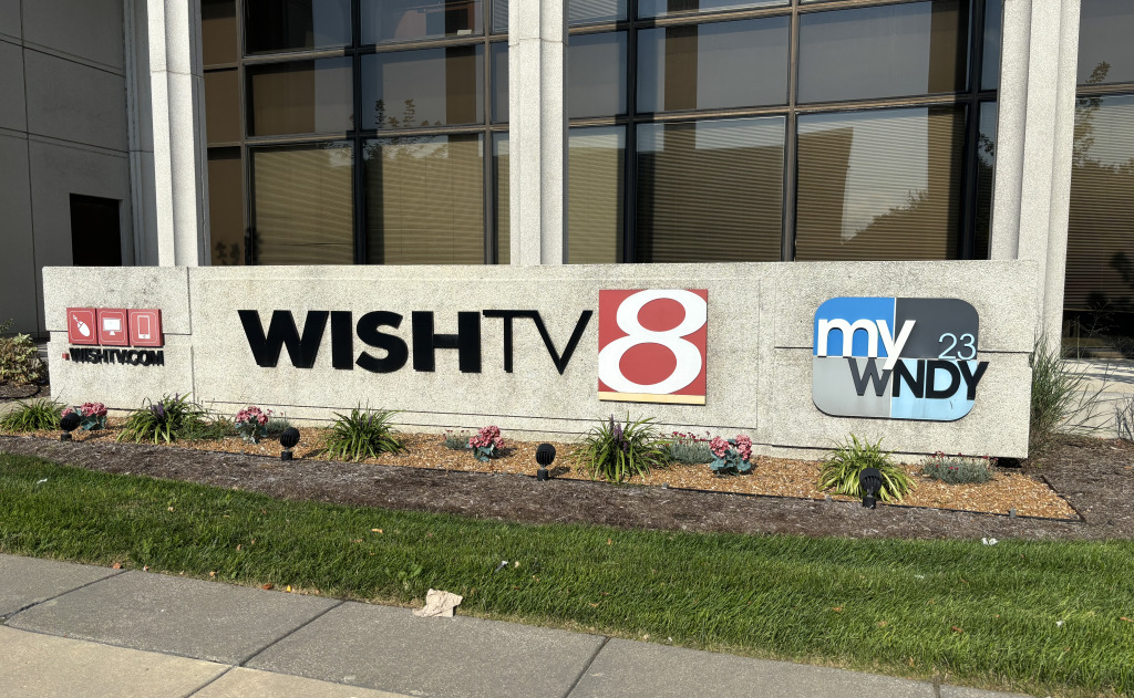 Revised noncompete clause cited in exit of 20 WISH-TV employees