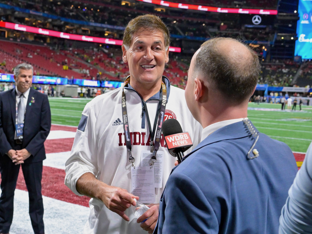 Mark Cuban sums up his IU donations as belief in cutting-edge ‘CigGPT’