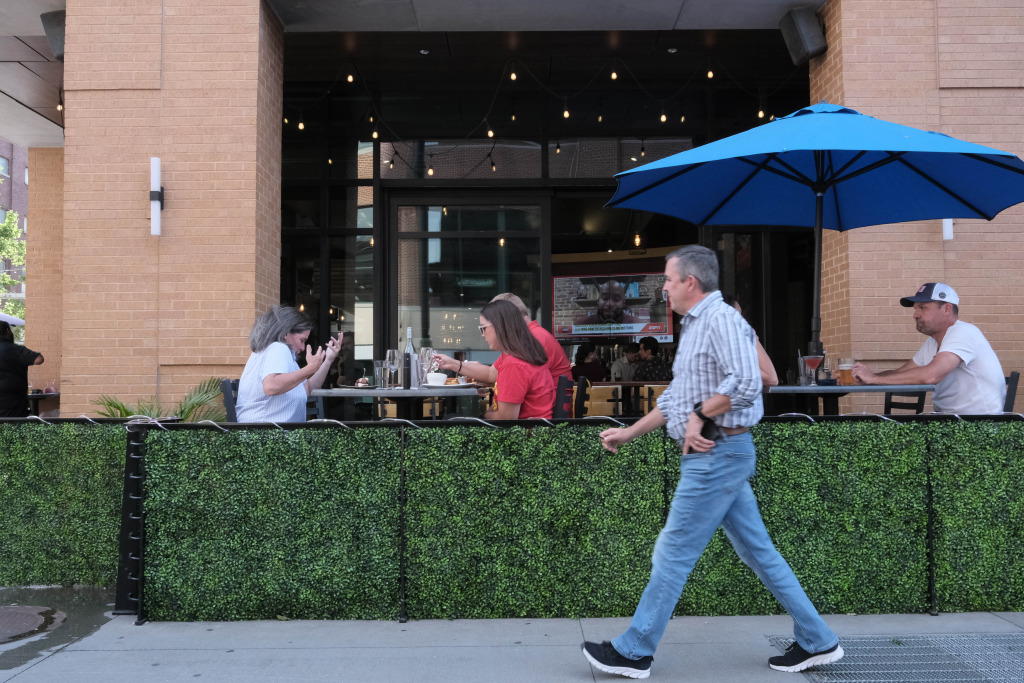 BBQ and seafood restaurant expected to open in downtown Hyatt Place/Hyatt House hotel