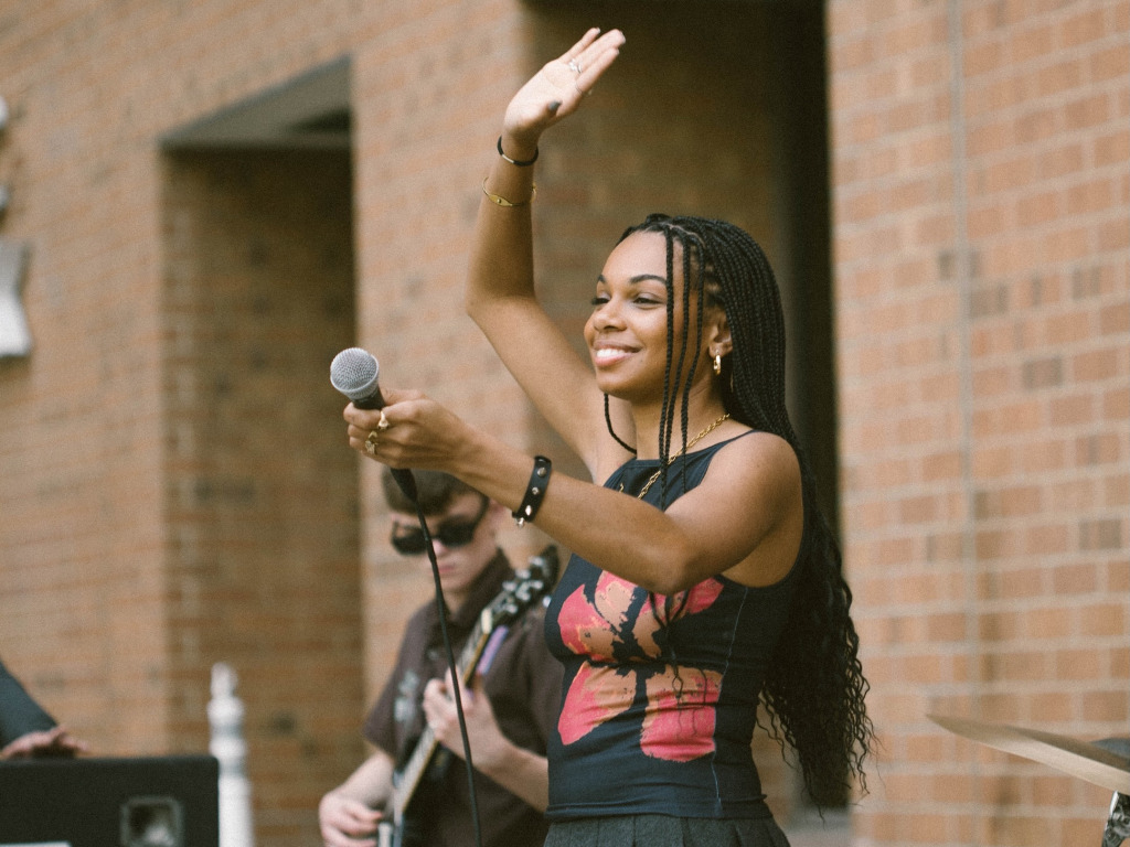 Rev fundraiser to feature Taylor Hall singing at IMS for the first time