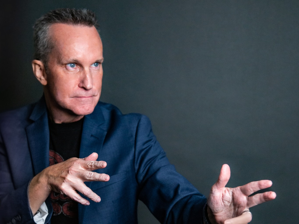 Comedian Jimmy Pardo salutes Bob Kevoian in advance of Indianapolis show