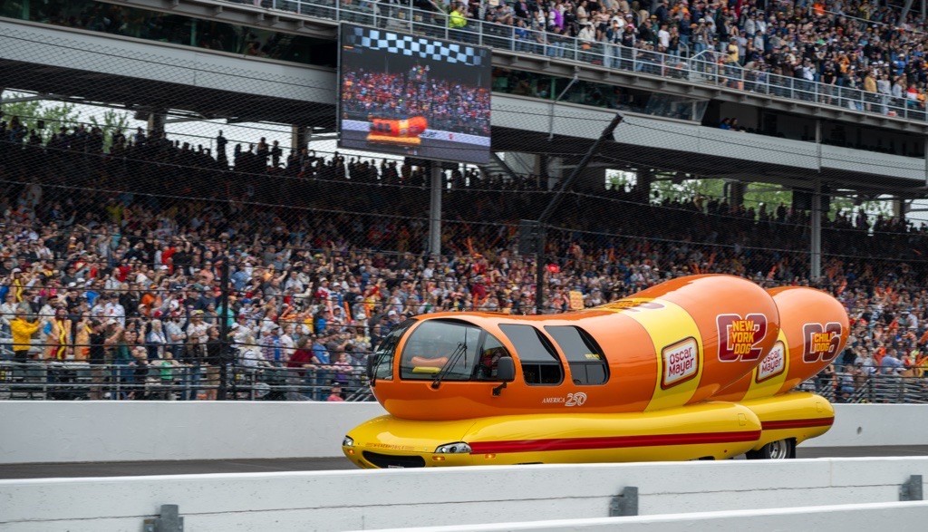 Wienie 500 captures the imagination of Carb Day attendees